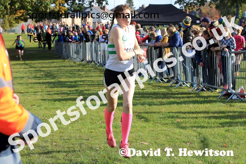 SWomens under-17s 2022 Northern Cross Country Relays, Graves Park, Sheffield. Photo: David T. Hewitson/Sports for All Pics